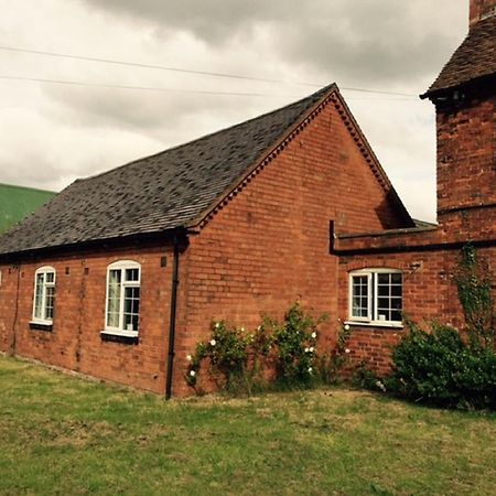 Illshaw Heath Farm Guest Lodge Hockley Heath Dış mekan fotoğraf
